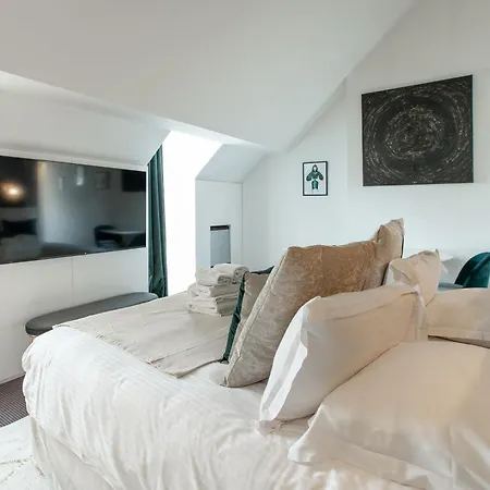Hotel La Petite Fugue Beaune (Cote d'Or)