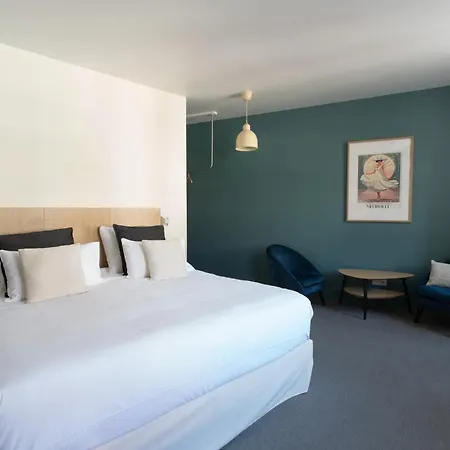 La Petite Fugue Hotel *